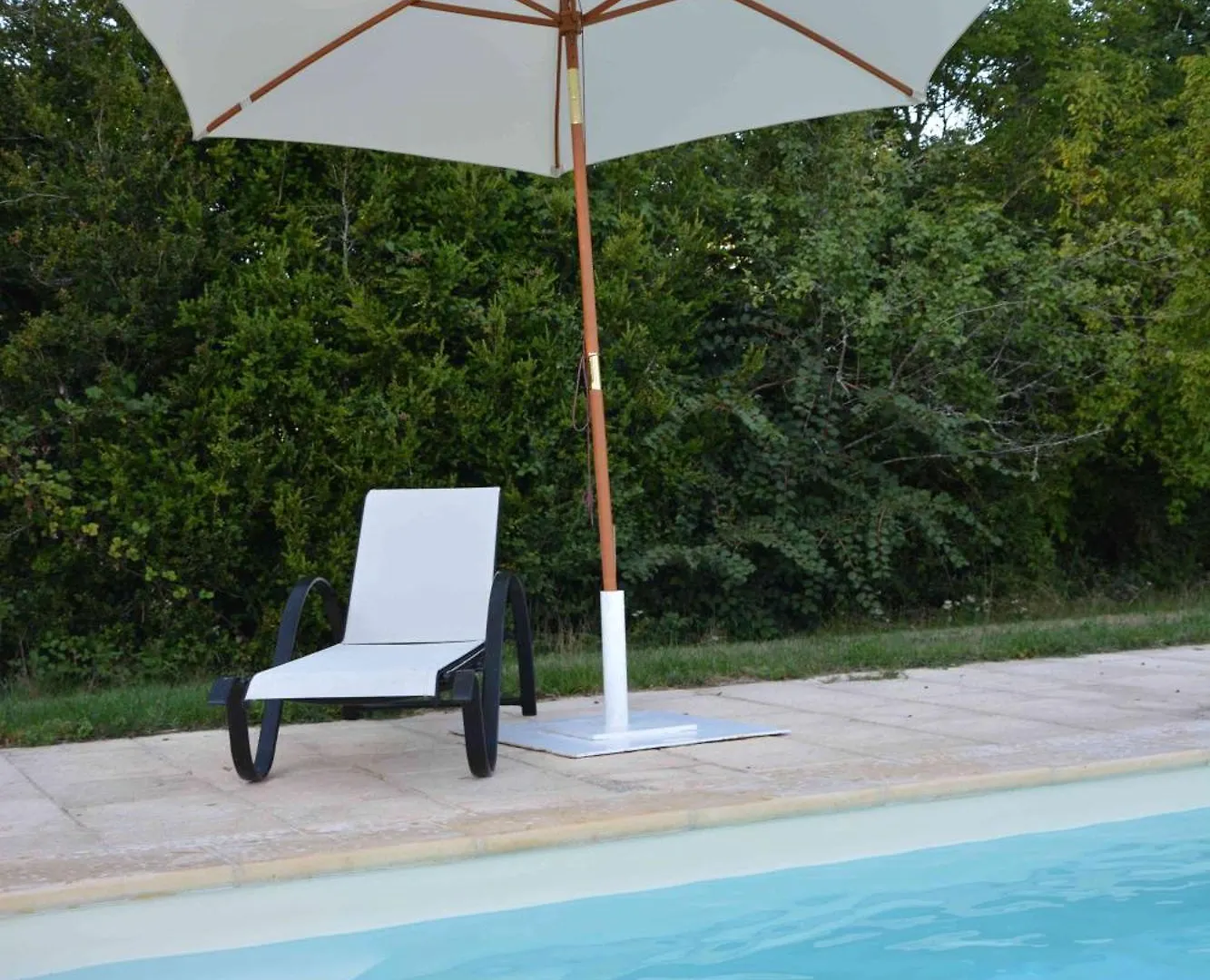 Holiday home Maison Des Amis En Quercy Saint-Denis-Catus France